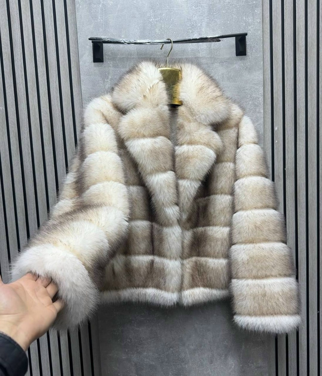 шуба из меха финского песца yana kraft brand,шуба соболь,шуба из песца,шуба из меха финского песца,шуба песец под соболь
