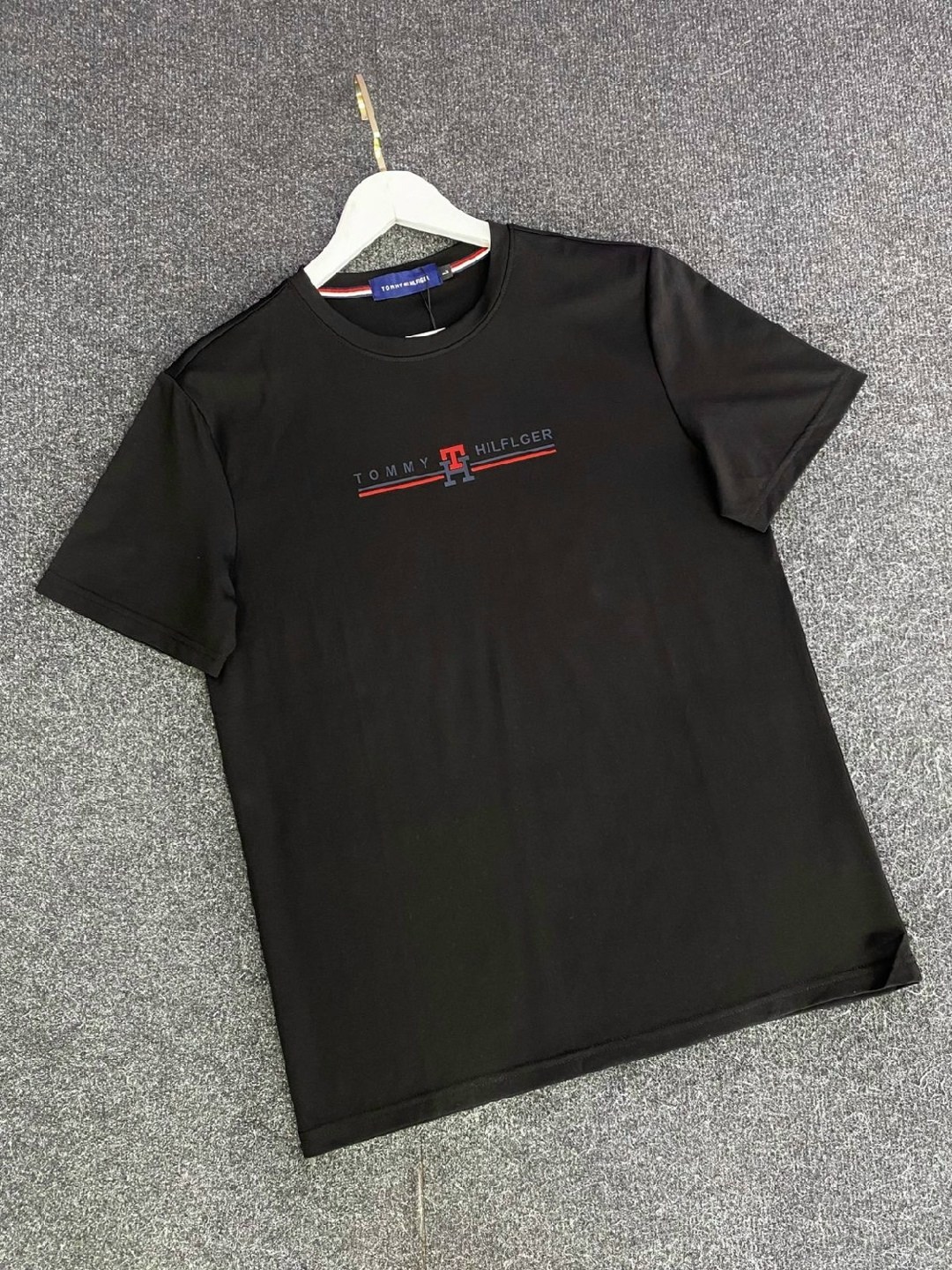 футболка tommy hilfiger,футболка томми хилфигер,мужская футболка tommy hilfiger,короткими рукавами tommy hilfiger