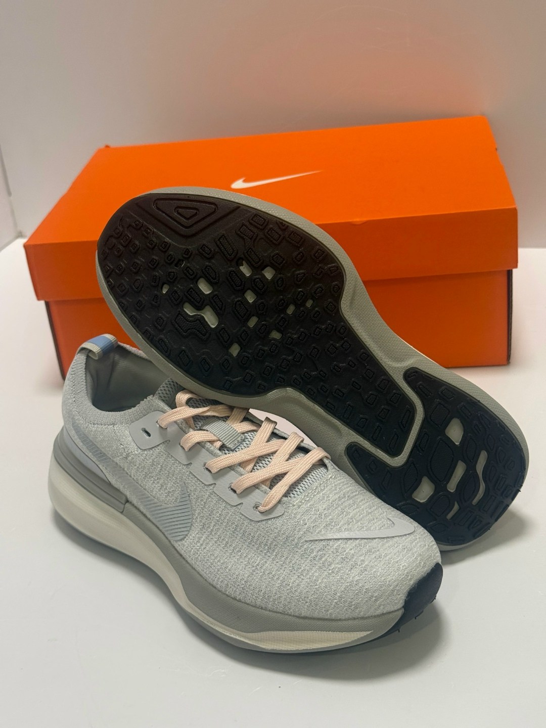 кроссовки,женские кроссовки,кроссовки тренинг, кроссовки,nike epic react flyknit