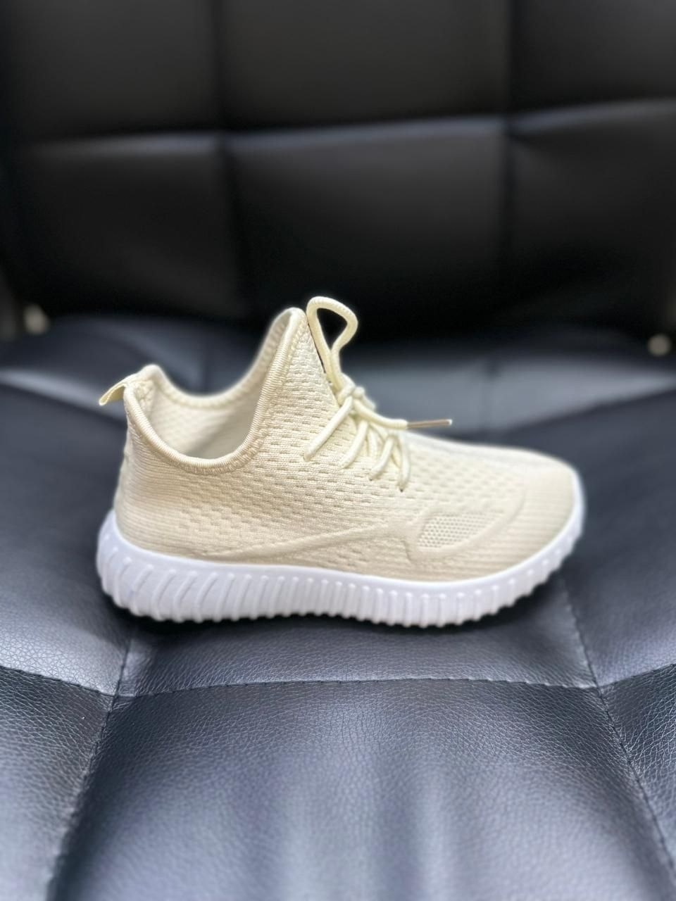 ,adidas yeezy boost 350 pink,летние кроссовки,женские кроссовки,кроссовки изики