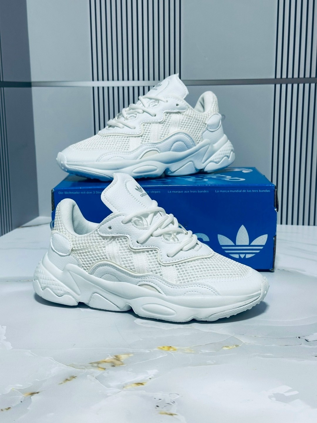 кроссовки adidas ozweego,adidas originals ozweego,женские кроссовки adidas ozweego,мужские кроссовки adidas ozweego,adidas ozweego