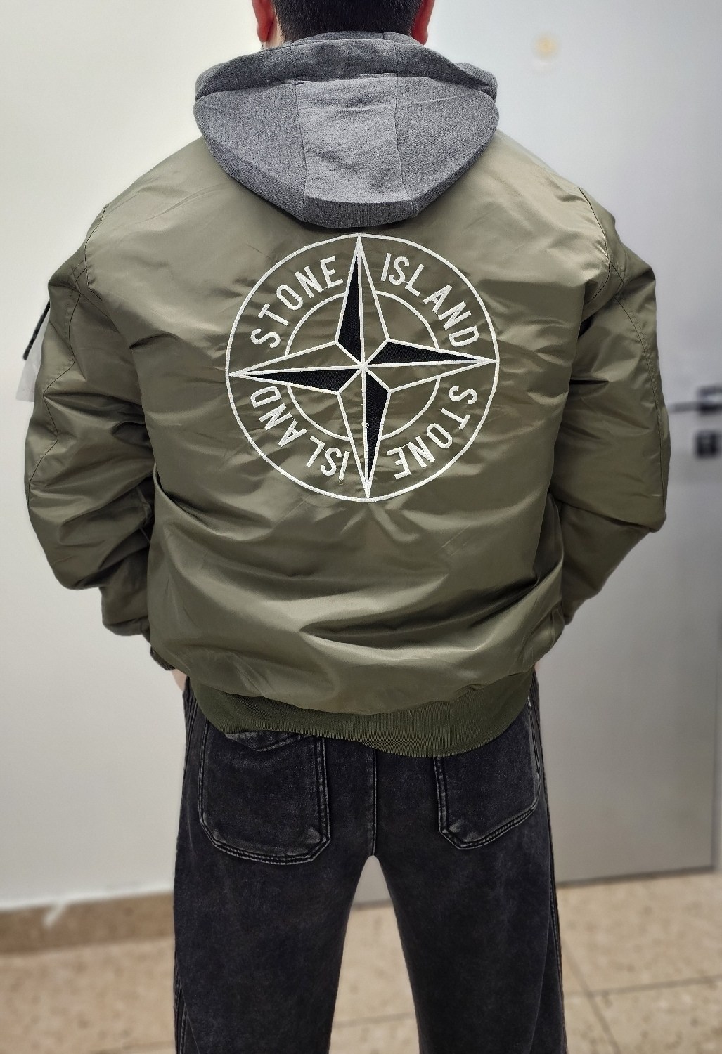 мужской бомбер stone island,stone island,куртка ветровка бомбер stone island,патч stone island,ветровка stone island мужская