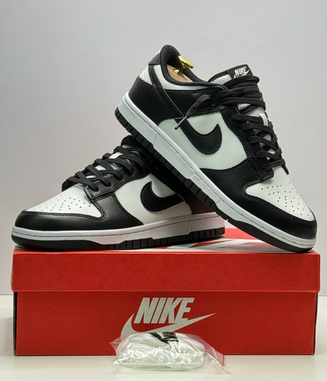 nike dunk low retro white black,nike dunk low retro white black panda,nike dunk low black white,кроссовки nike dunk low 'reverse panda' черный,кроссовки nike sb dunk low