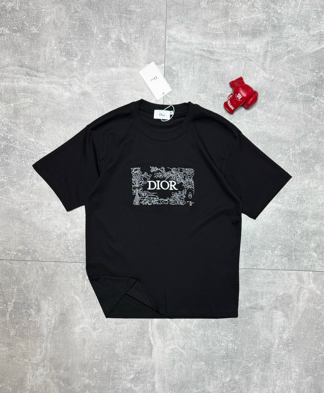футболка dior,dior футболка мужская,футболка диор,футболка стиль,футболки для мужчин