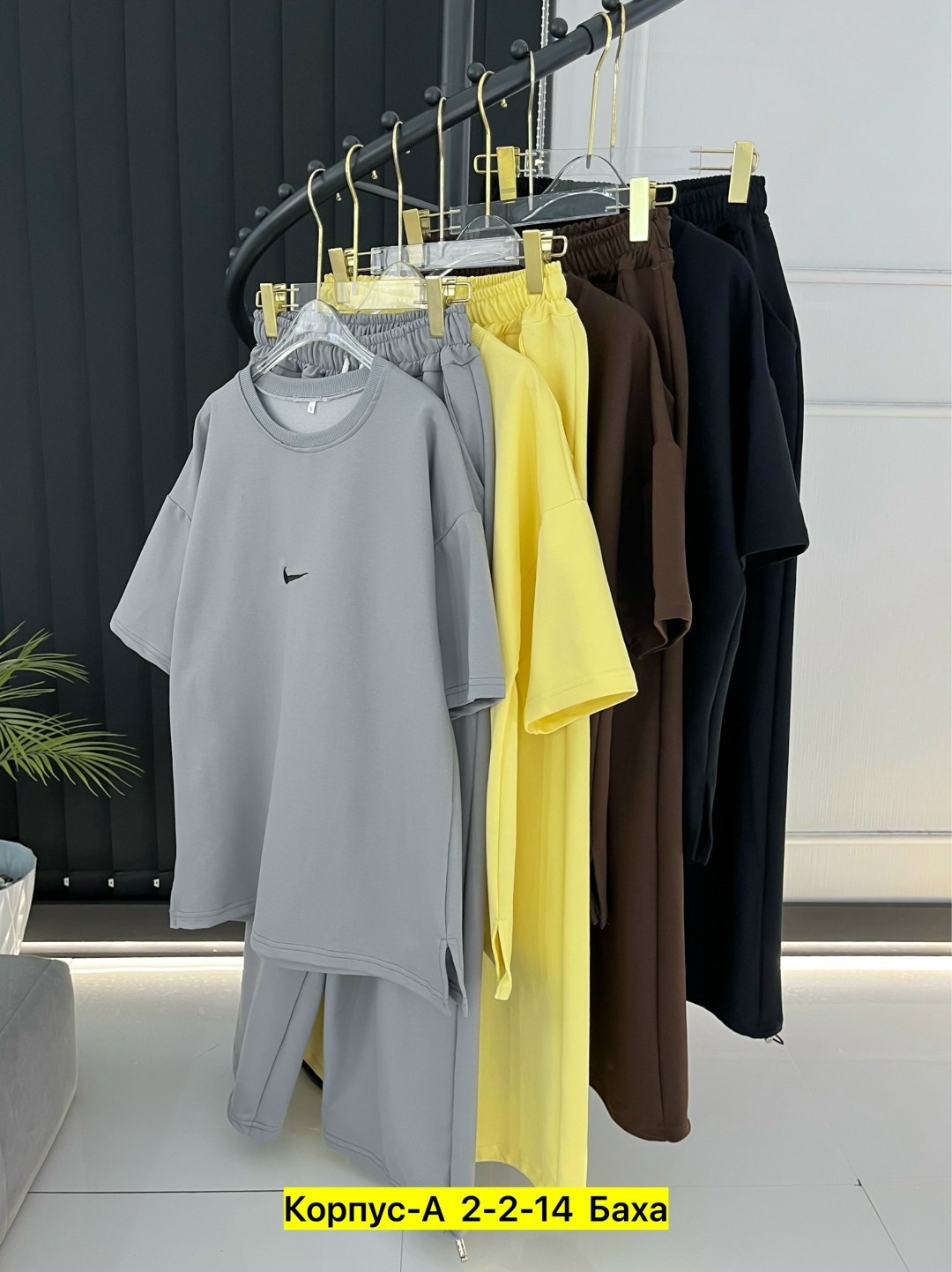 спортивный костюм nike,спортивные костюм,спортивные костюмы женские,костюм женский,спортивный костюм спортивные костюмы