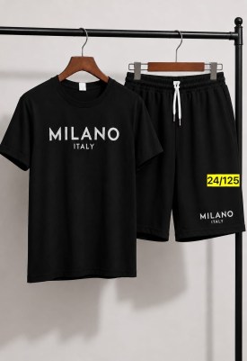 Костюм