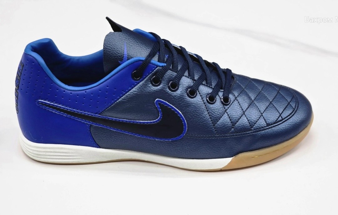 футбольная ,nike tiempo genio ii leather ic,футбольная бутса,футбольная  для зала,футзалки найк темпо
