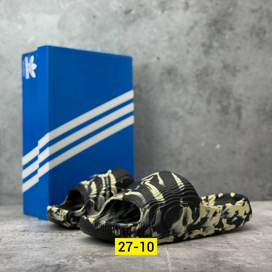 шлепанцы adidas,шлепанцы adidas adilette,шлепки adidas,шлепанцы мужские,тапки мужские