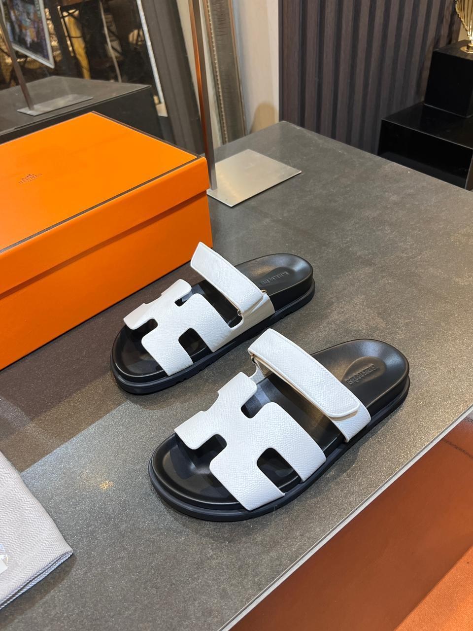 сандалии hermes,шлепанцы hermes,,тапочки hermes,кожаные шлепанцы