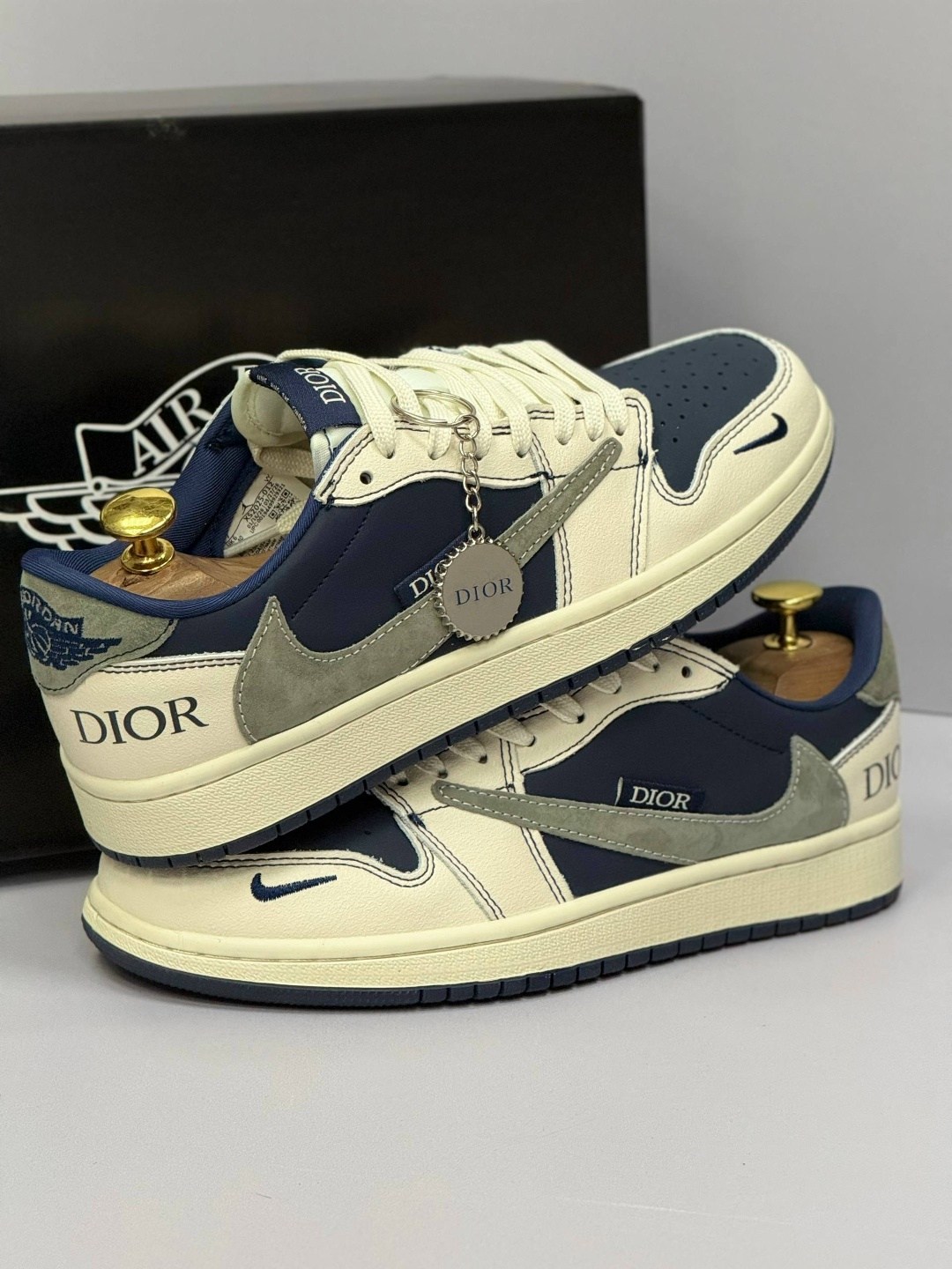 кроссовки travis scott x air jordan 1 low x dior nike,кроссовки travis scott x air jordan 1 low,dior кроссовки,кроссовки,кроссовки nike