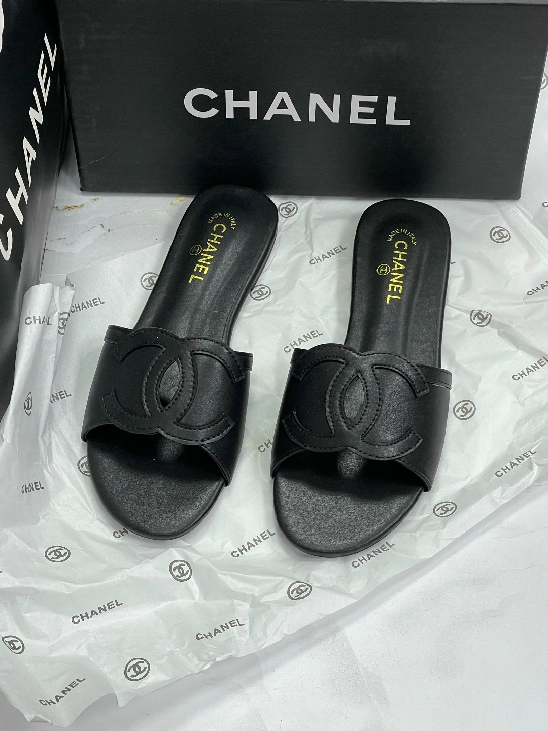 шлепанцы chanel,сандалии chanel,шлепки chanel,chanel slipper,chanel шлепанцы женские