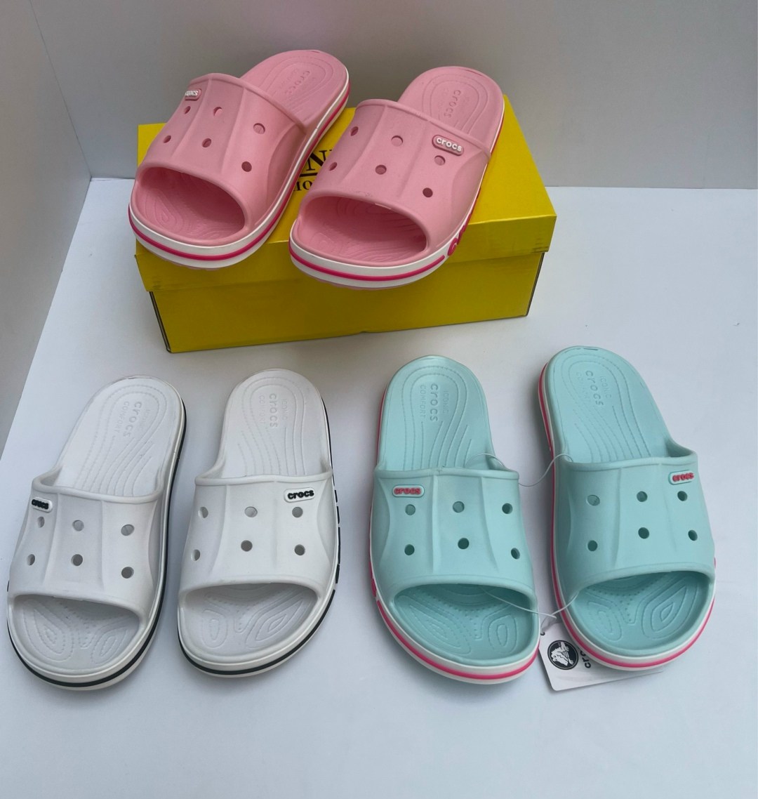 шлепанцы crocs,,на плоской подошве crocs,сабо crocs,шлепанцы crocs bayaband slide