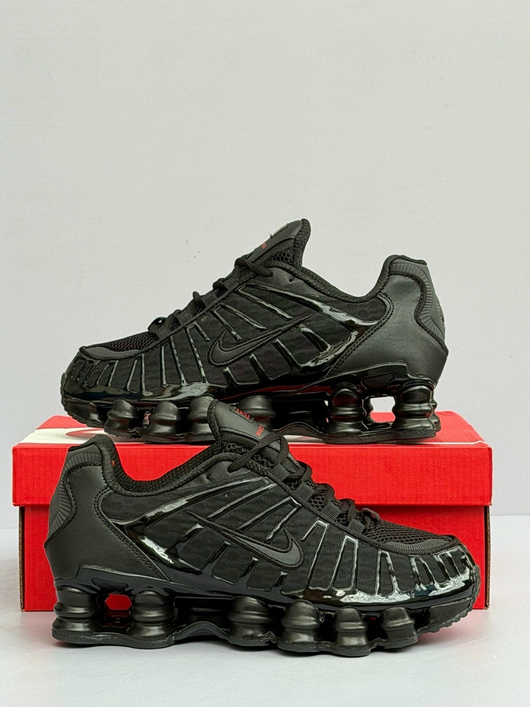 кроссовки nike shox tl,nike shox tl black,кроссовки nike shox tl черные,кроссовки nike shox,мужские кроссовки nike shox tl av3595-002