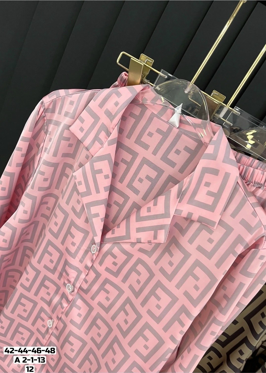 модные костюмы,костюм fendi,костюм фенди,костюм с брюками,костюм женский