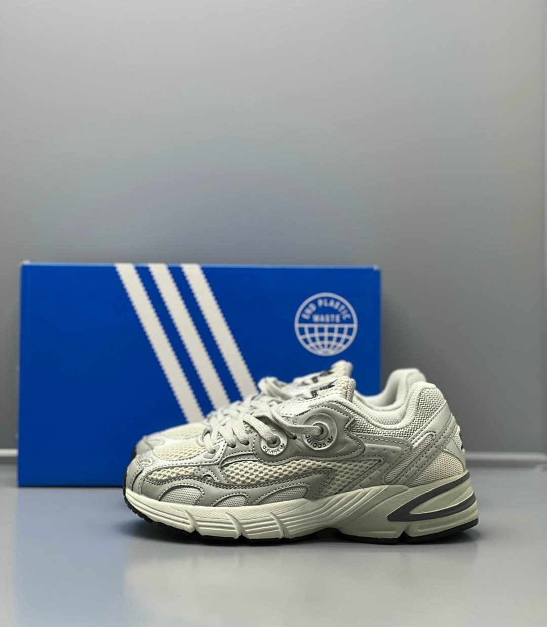 кроссовки adidas,кроссовки,кроссовки мужские женские adidas,кроссовки ozweego originals adidas,женские кроссовки adidas ozweego