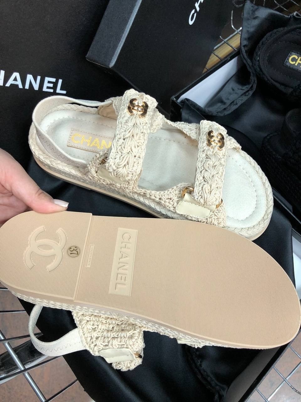 сандалии chanel,босоножки шанель бежевые,босоножки шанель,босоножки chanel,сандалии шанель