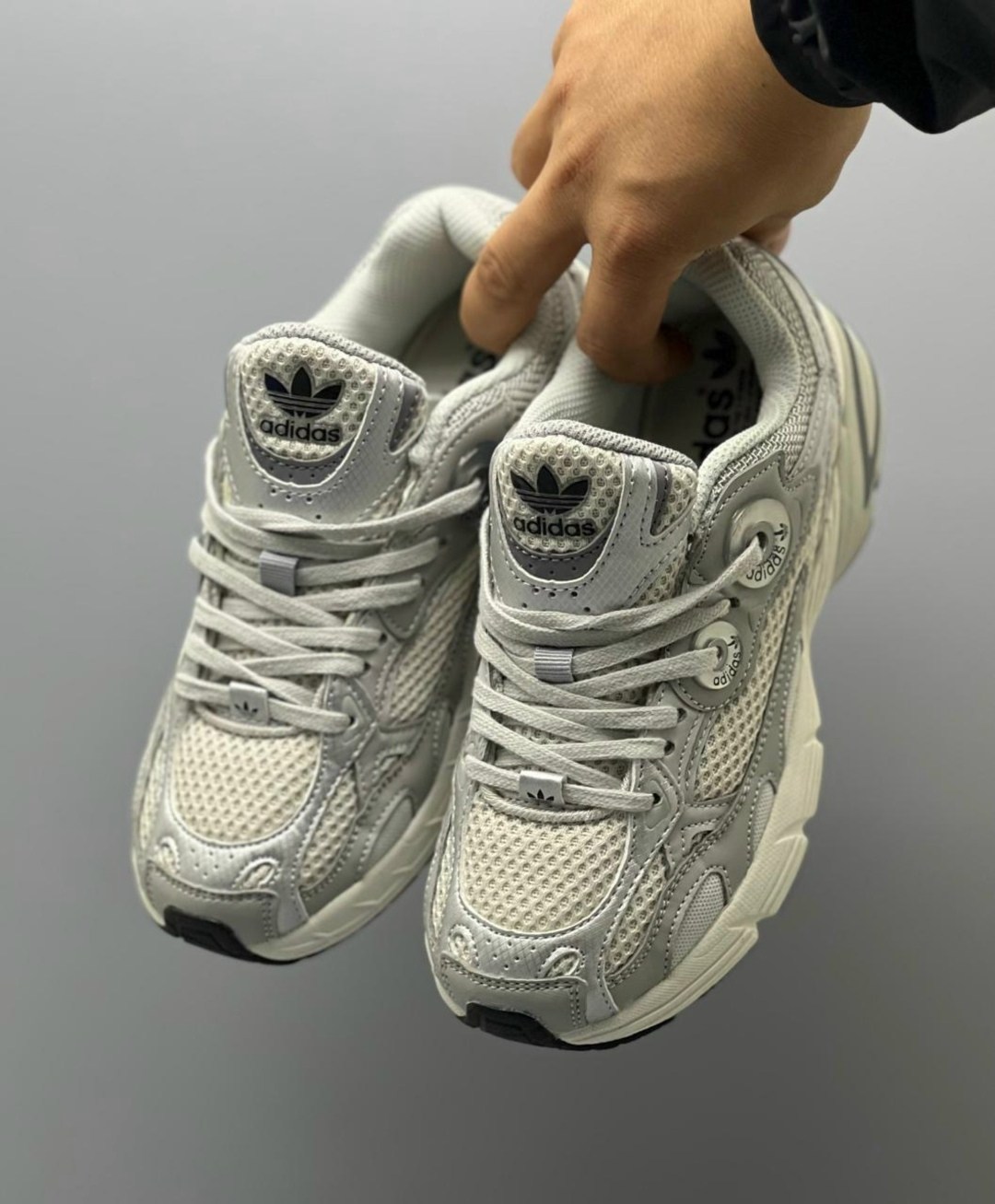 кроссовки adidas,кроссовки,кроссовки мужские женские adidas,кроссовки ozweego originals adidas,женские кроссовки adidas ozweego