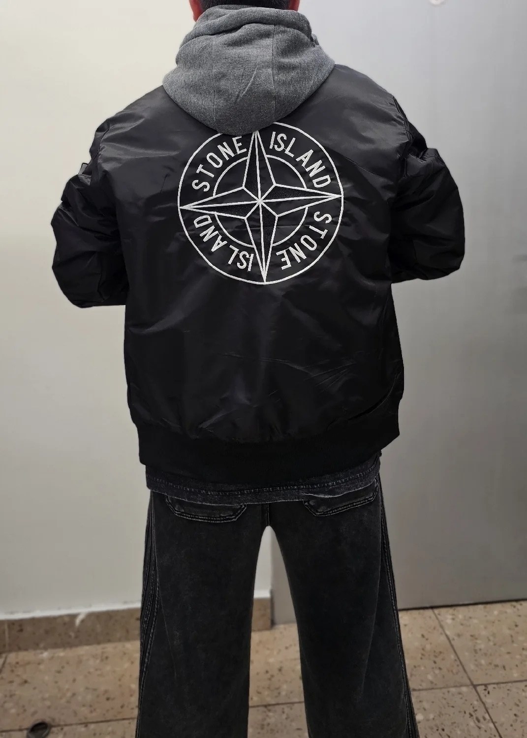 stone island куртка бомбер,куртка ветровка бомбер stone island,куртка бомбер серый stone island,бомбер stone island,бомбер мужской stone island