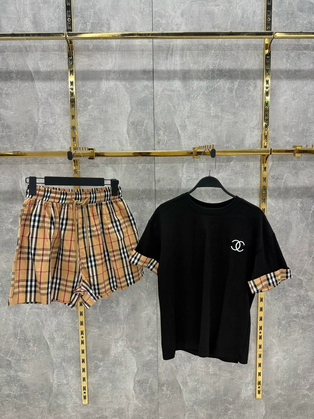 шорты burberry,плавательные шорты burberry,летние костюмы,шорты мужские,повседневный костюм