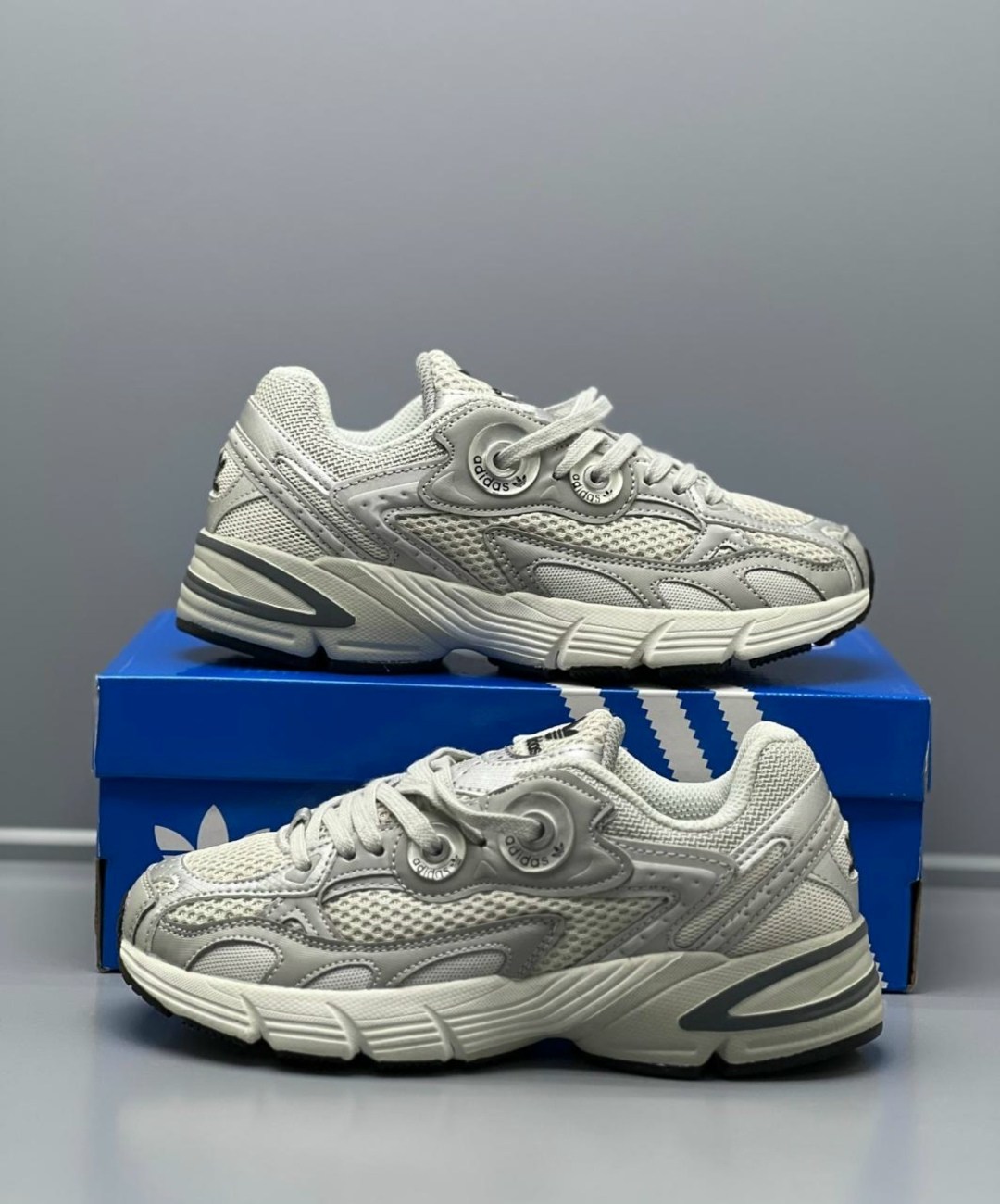 кроссовки adidas,кроссовки,кроссовки мужские женские adidas,кроссовки ozweego originals adidas,женские кроссовки adidas ozweego