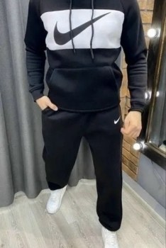 Костюм
