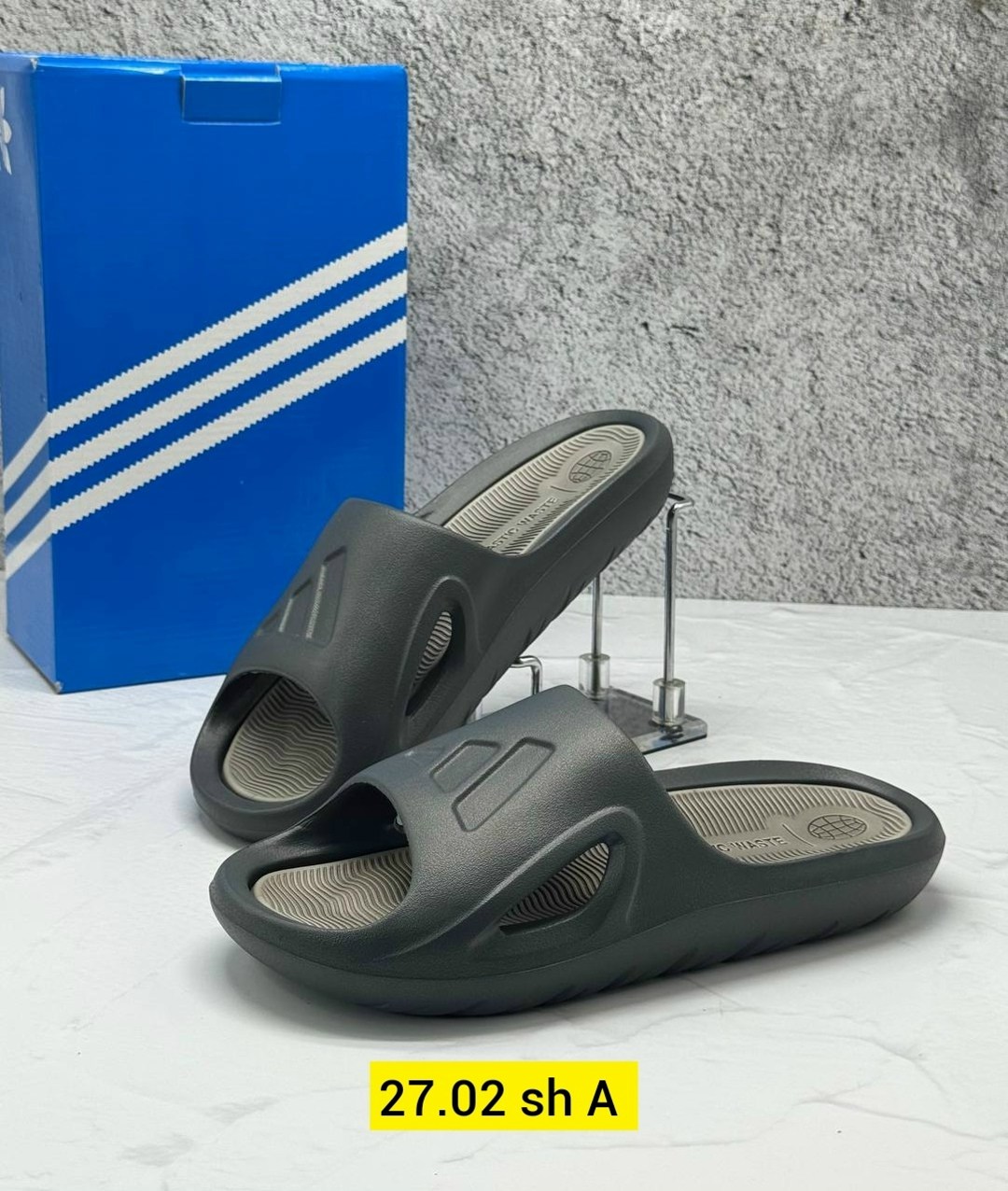 шлепанцы adidas,сланцы adidas,шлепки adidas,adidas тапочки,шлепанцы адидас