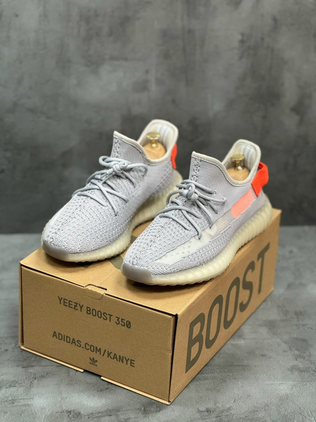 adidas yeezy boost 350 v 2,кроссовки adidas yeezy boost 350,adidas yeezy boost 350 v2 yeshaya reflective,adidas yeezy boost 350 v2 tail light,adidas yeezy boost 350