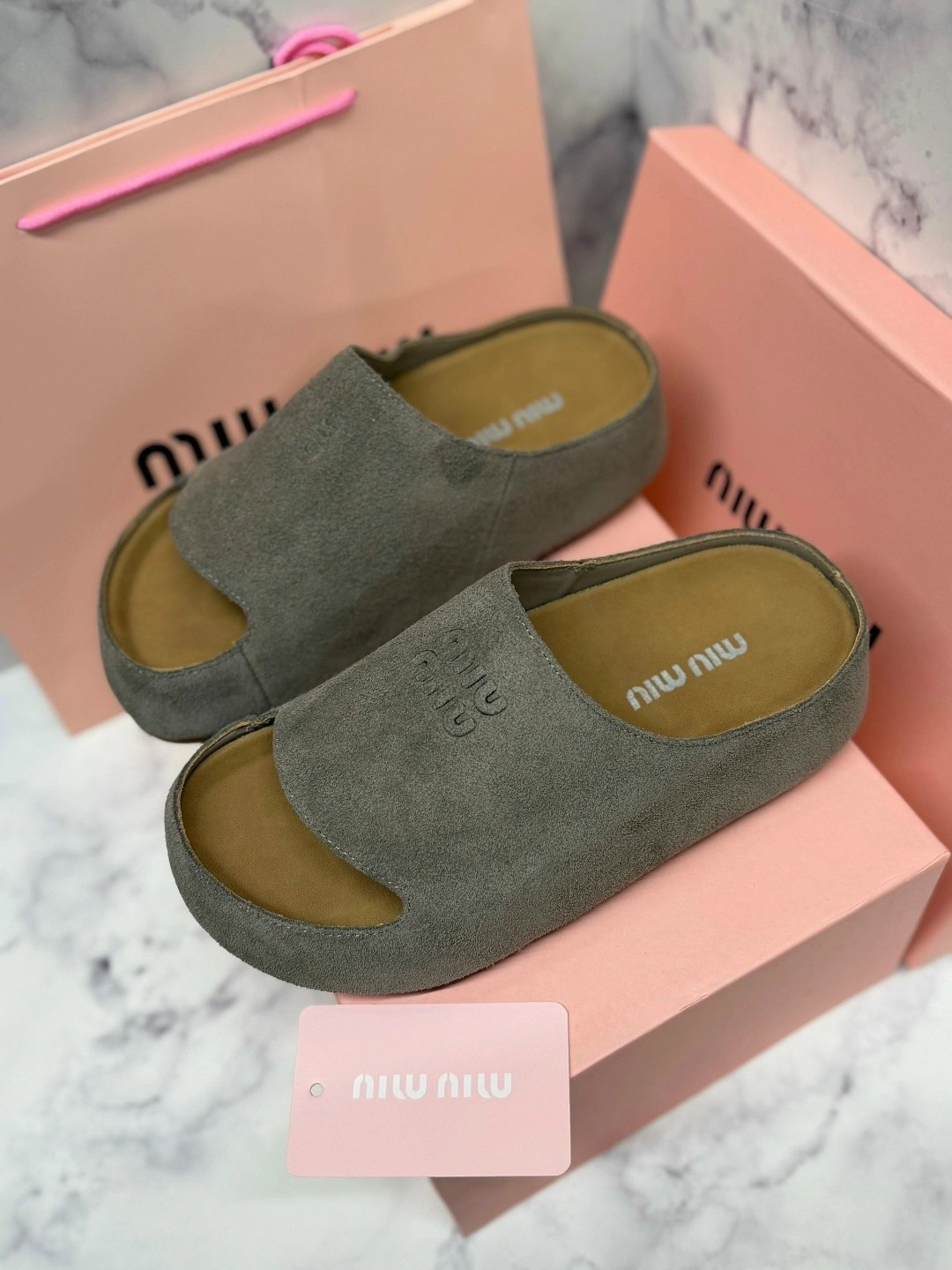 ,шлепанцы женские,шлепанцы miu miu,сабо женские, женская