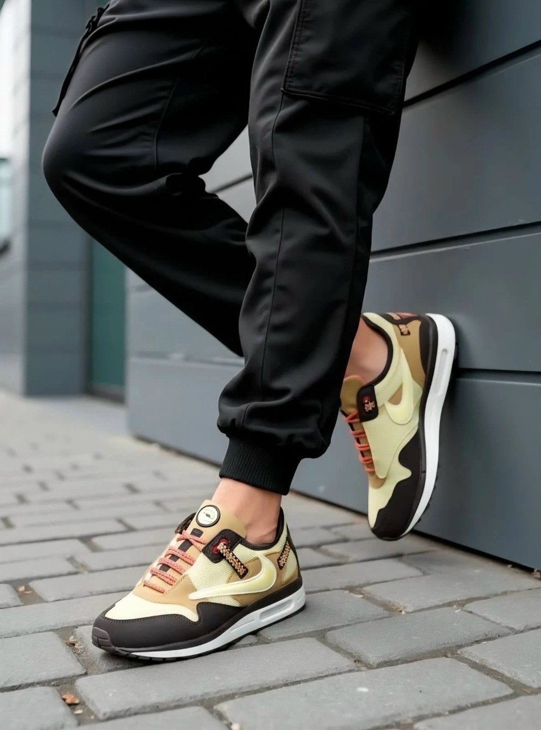 кроссовки бежевые,nike air max 1 travis scott cactus jack,кроссовка мужской,кроссовки,женские кроссовки