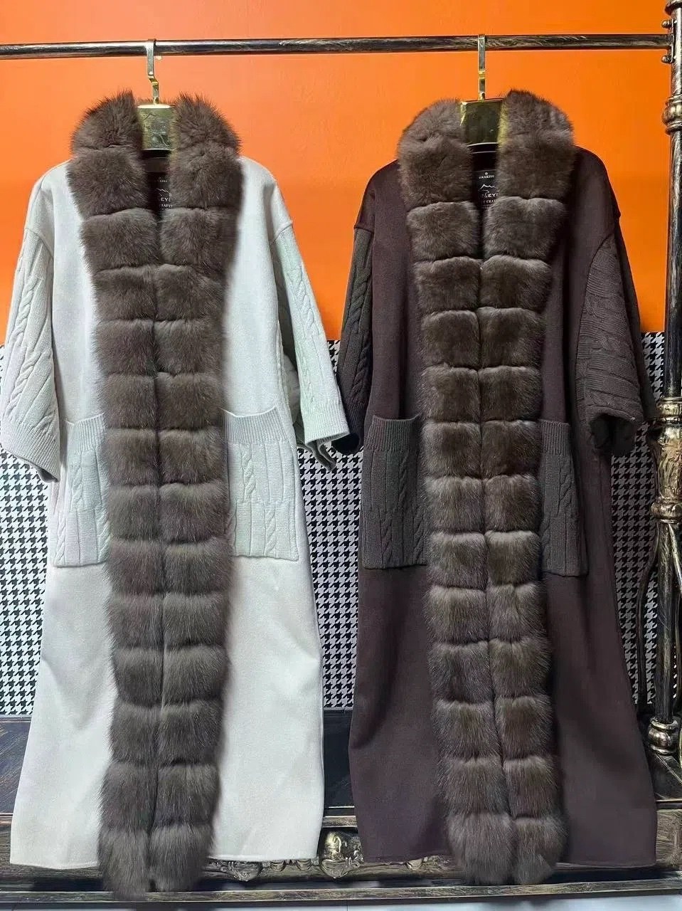 длинный меховой жилет,пальто с мехом,пальто с мехом соболя,мех песец,кардиган с мехом