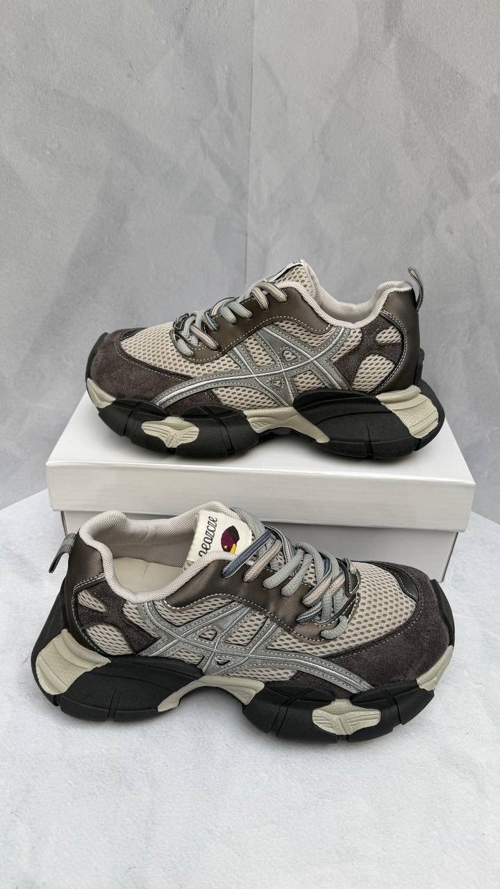 кроссовки женские balenciaga,кроссовки balenciaga triple s,кроссовки balenciaga,баленсиага кроссовки,кроссовки 3xl sneakers grey brown mesh balenciaga