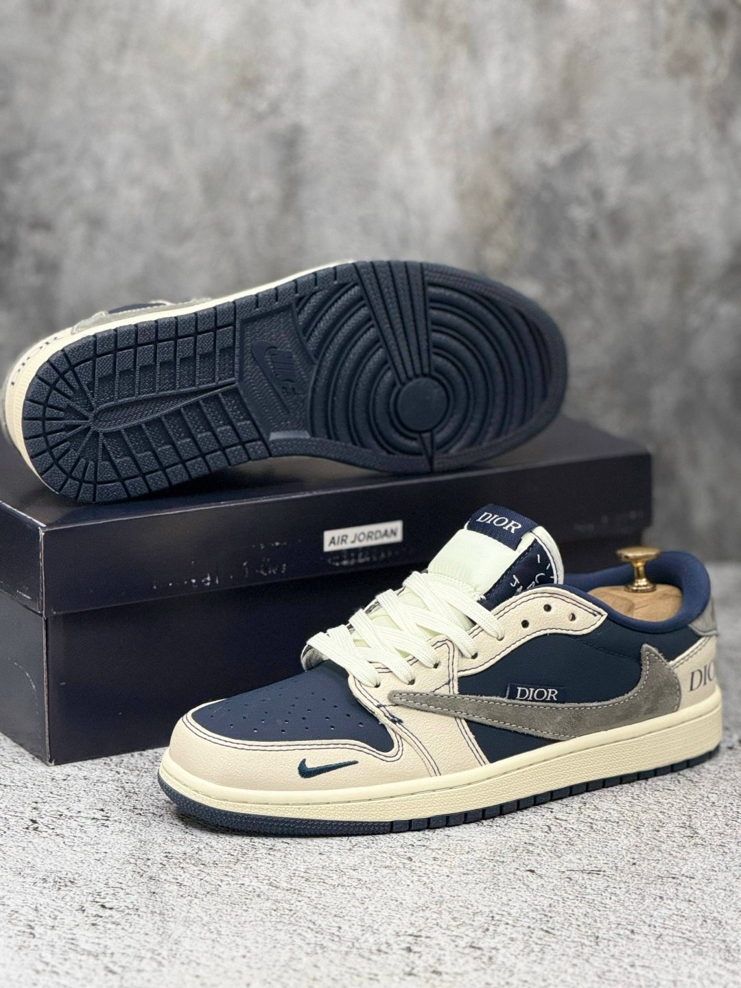 кроссовки travis scott x air jordan 1 low,кроссовки nike air jordan 1 low x travis scott,nike air jordan 1 low travis scott,nike air jordan 1 low x travis scott,кроссовки travis scott x nike air jorda