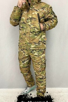 Костюм