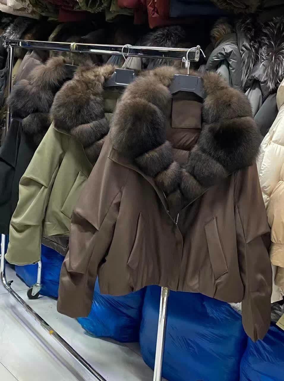пуховик короткий,пуховики с мехом,куртка женская с мехом,пуховик,женский пуховик