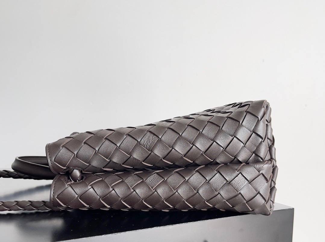 сумка bottega veneta,сумка bottega veneta плетеная,bottega veneta bag,женская сумка bottega veneta,женская сумка тоут