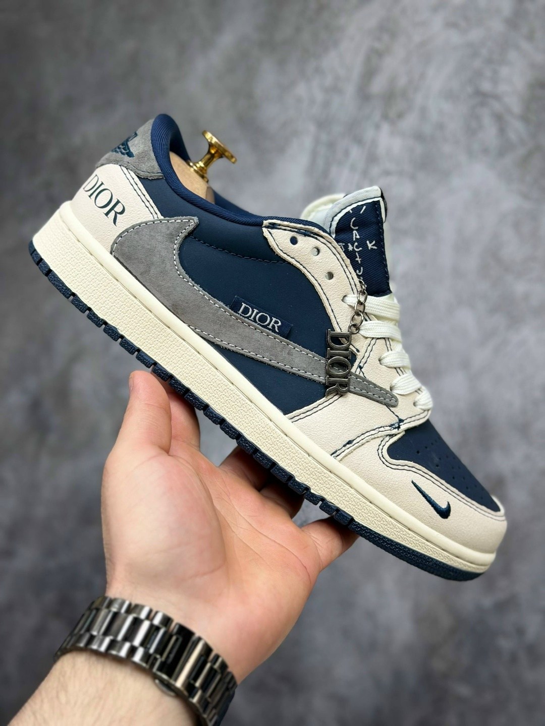 кроссовки travis scott x air jordan 1 low,кроссовки nike air jordan 1 low x travis scott,nike air jordan 1 low travis scott,nike air jordan 1 low x travis scott,кроссовки travis scott x nike air jorda