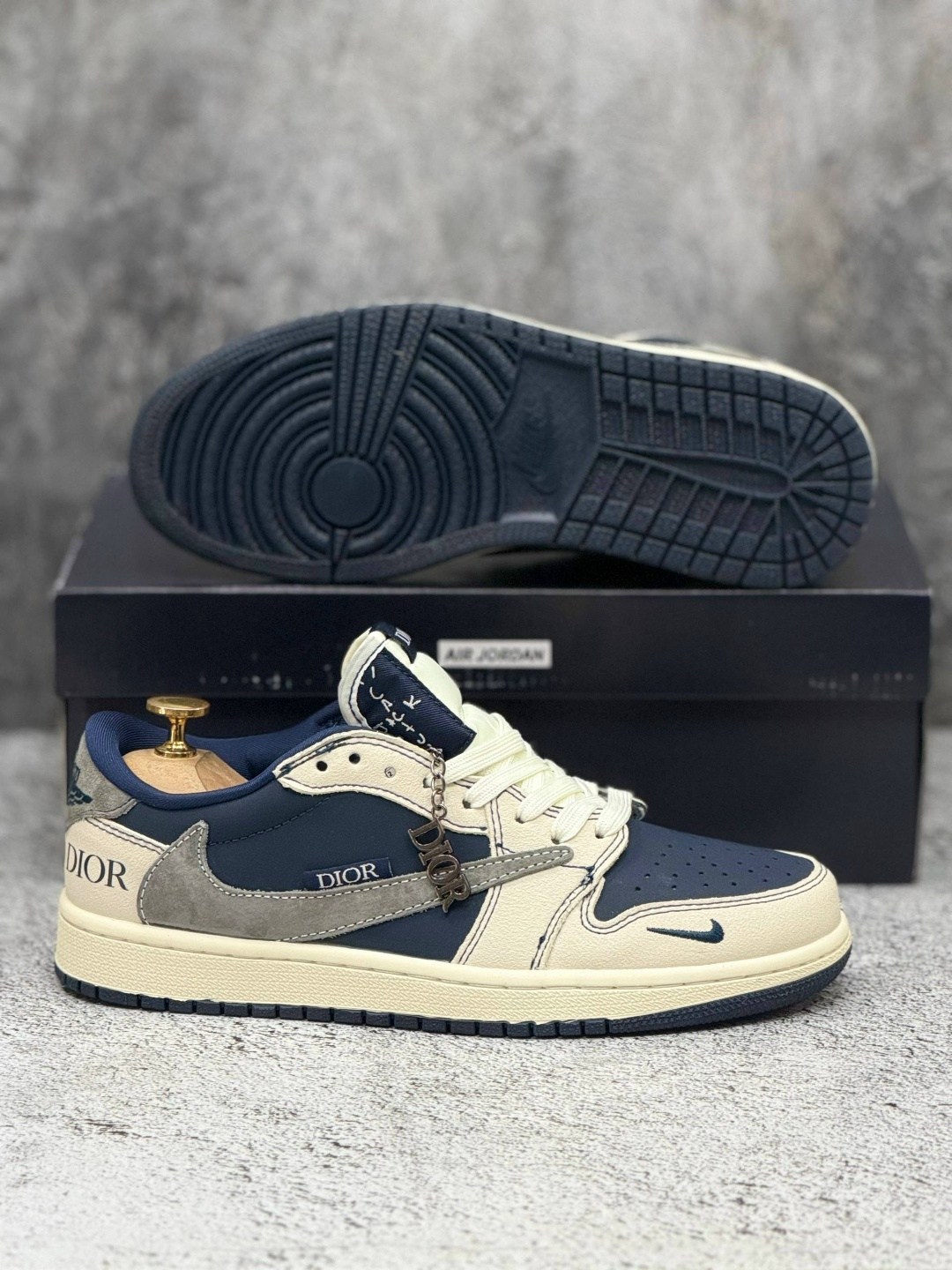 кроссовки travis scott x air jordan 1 low,кроссовки nike air jordan 1 low x travis scott,nike air jordan 1 low travis scott,nike air jordan 1 low x travis scott,кроссовки travis scott x nike air jorda