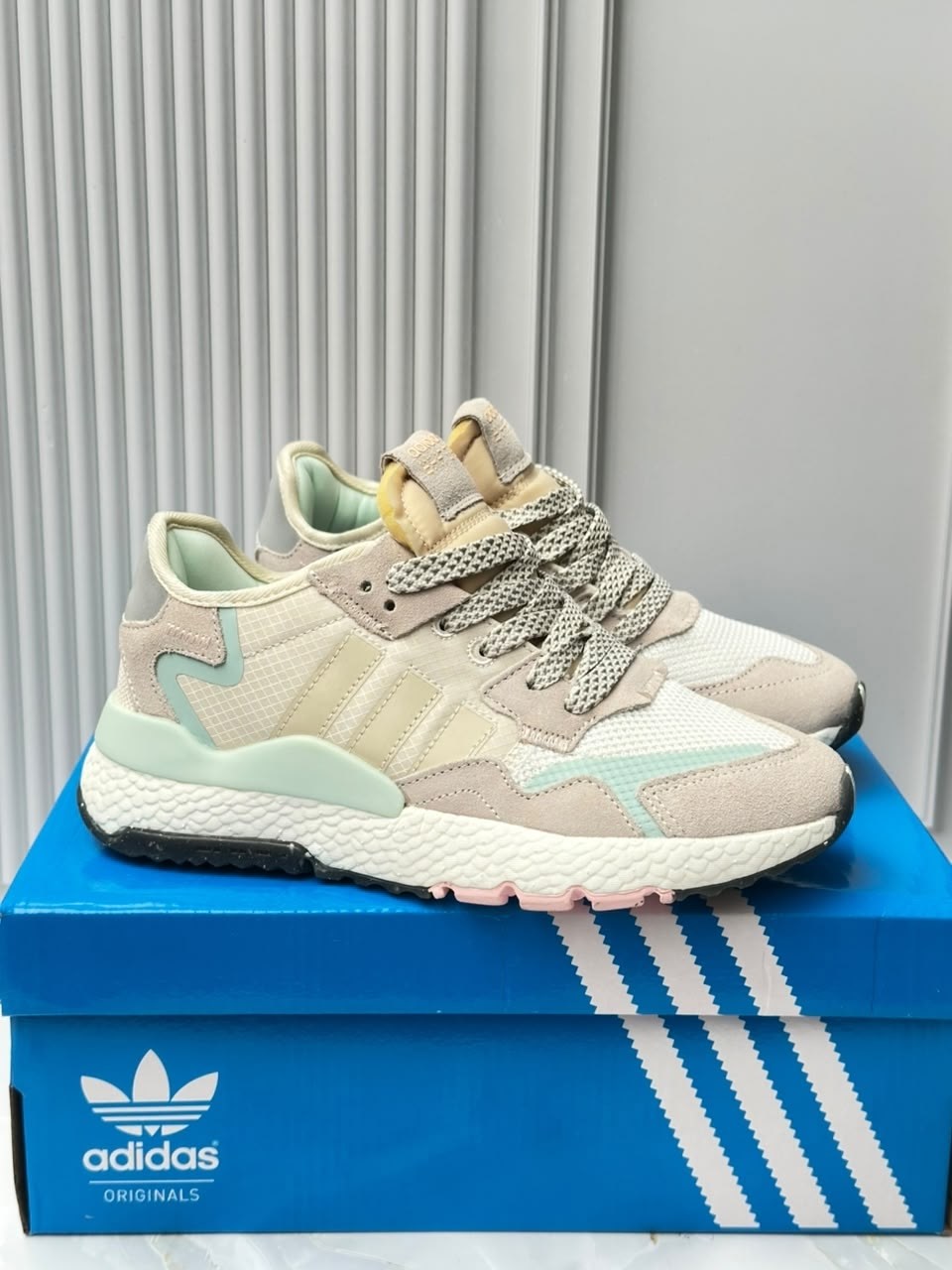 кроссовки adidas originals nite jogger,adidas originals nite jogger,женские кроссовки adidas originals nite jogger,кроссовки adidas nite jogger,кроссовки оригинальные nite jogger adidas белый