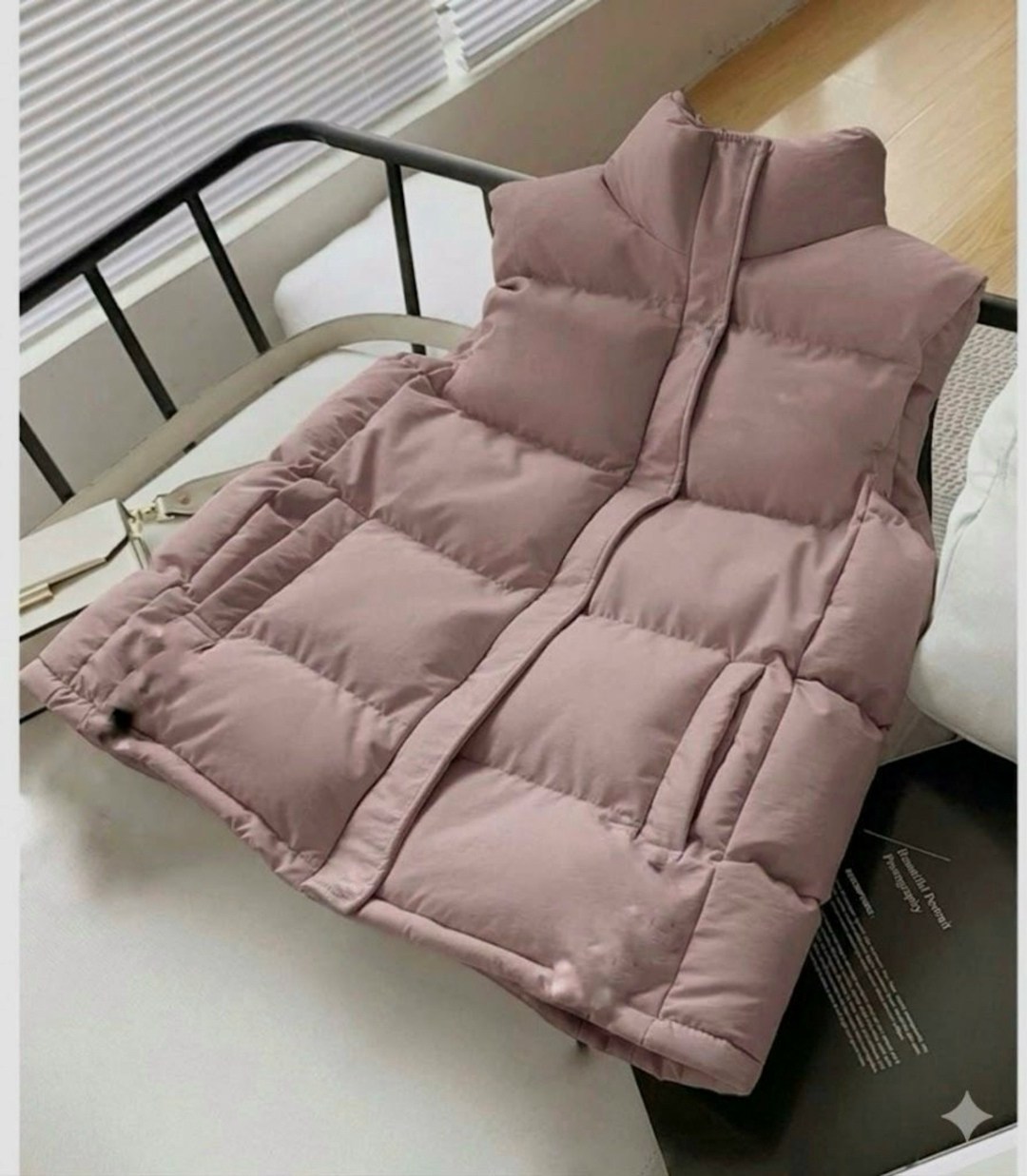 жилет adidas,жилет adidas sportswear мужской,жилет утепленный adidas,жилет утепленный adidas sportswear,жилет adidas sportswear adidas