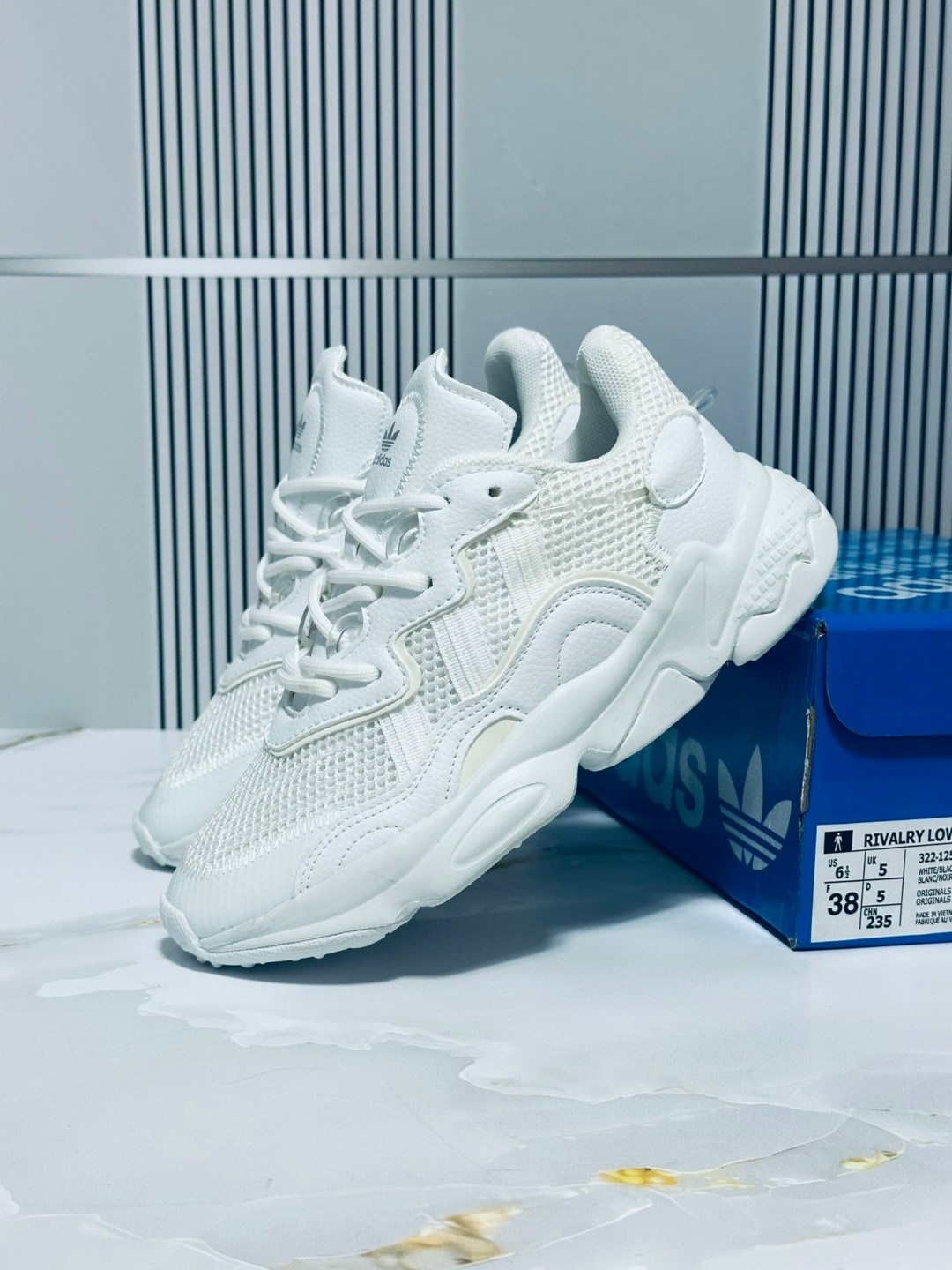кроссовки adidas ozweego,adidas originals ozweego,женские кроссовки adidas ozweego,мужские кроссовки adidas ozweego,adidas ozweego