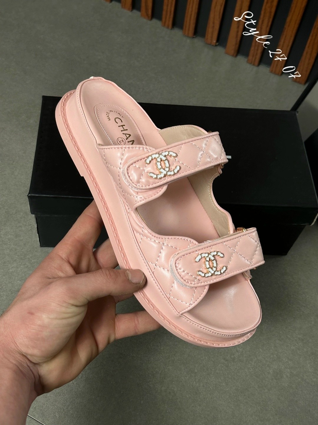 шлепанцы chanel,сандалии chanel,босоножки chanel,chanel шлепанцы женские,сандалии шанель