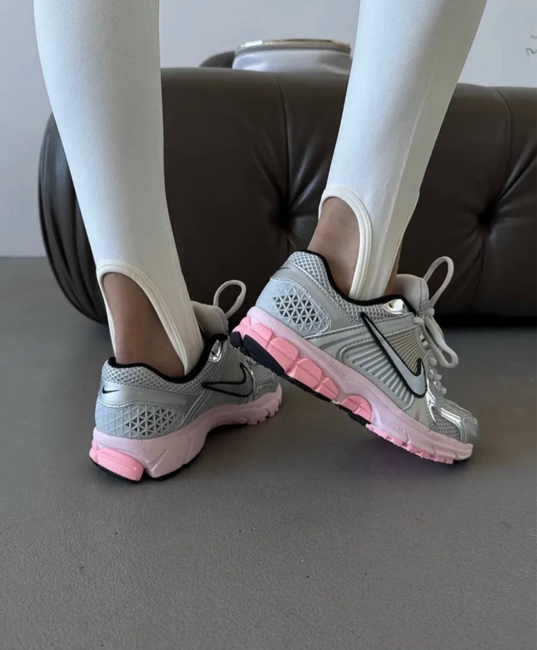 кроссовки nike zoom vomero 5,кроссовки nike,кроссовки,женские кроссовки nike air zoom vomero 5,кроссовки nike air zoom vomero 5