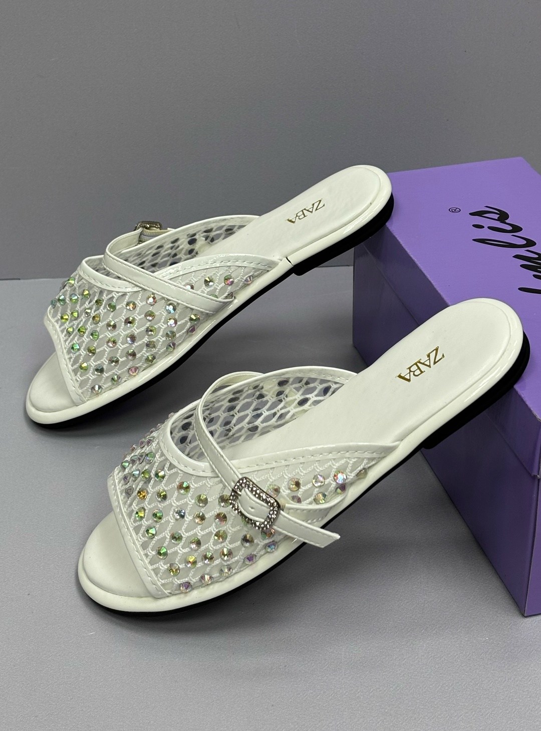 ,женские шлепанцы,шлепки женские,модные шлепанцы,женские босоножки