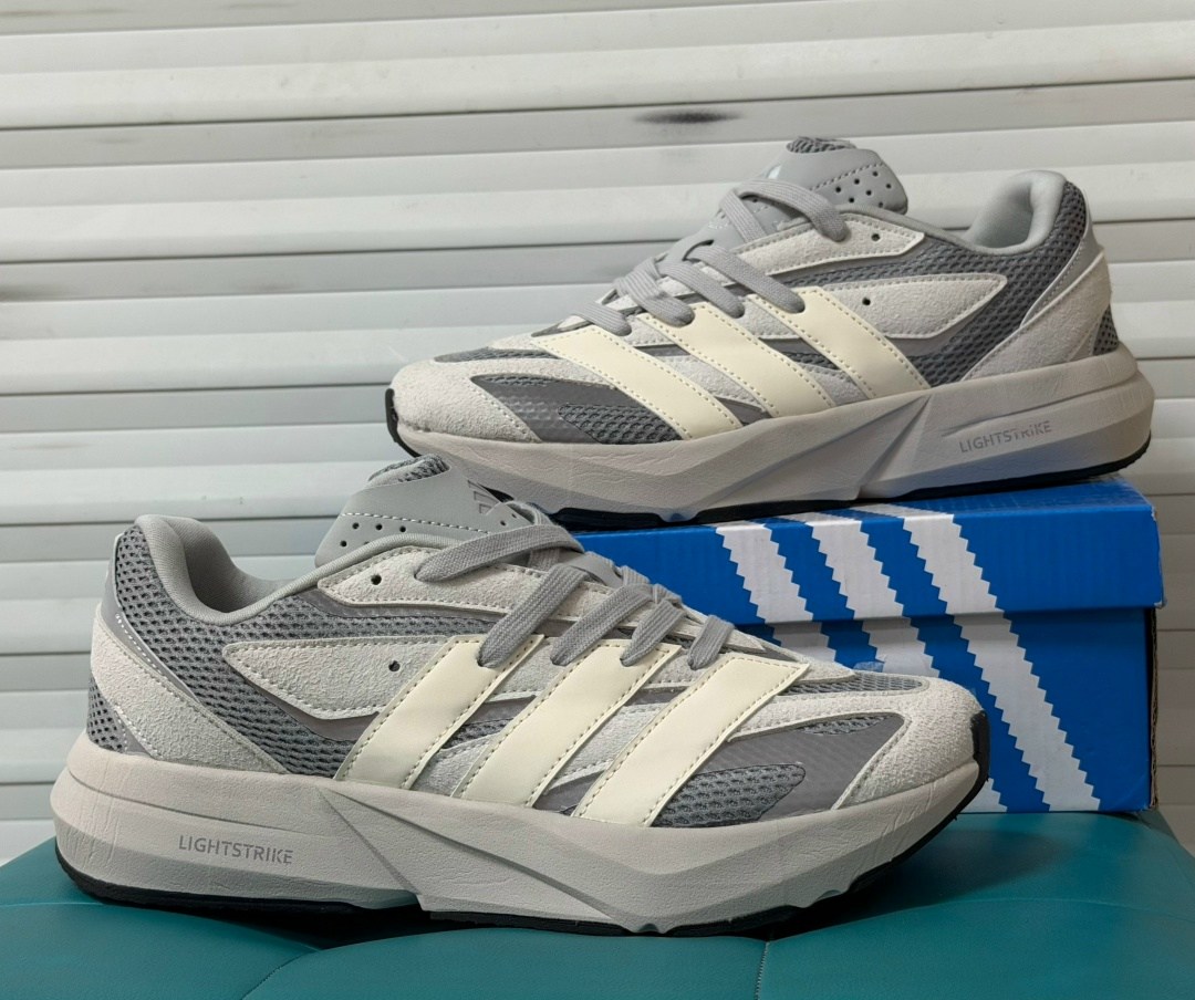 кроссовки adidas,мужские кроссовки adidas,кроссовки мужские женские adidas,мужские кроссовки adidas adistar 3 черный белый серый,кроссовки adidas performance adistar 2.0 черный