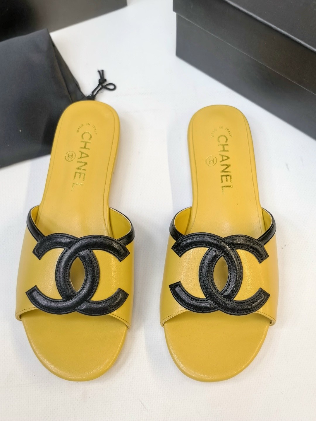 ,шлепанцы chanel,chanel slippers,сандалии шанель,сандали шанель