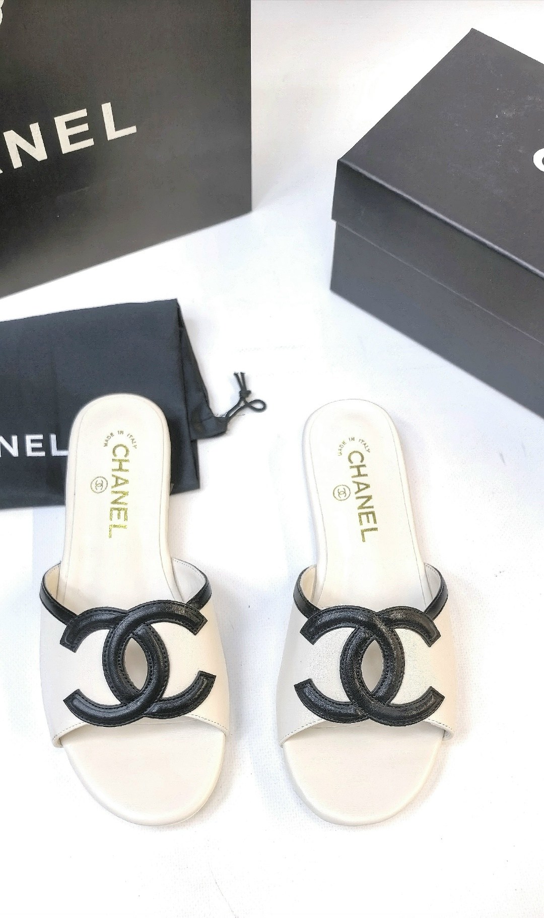 ,шлепанцы chanel,chanel slippers,сандалии шанель,сандали шанель