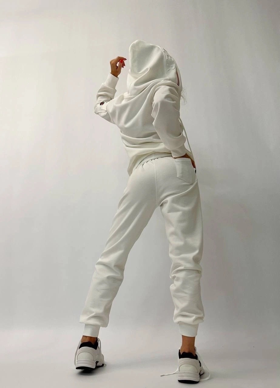 спортивный костюм moncler,костюм спортивный gucci,спортивный костюм монклер женский,спортивный костюм монклер,стильные костюмы