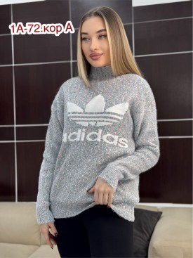 Свитер