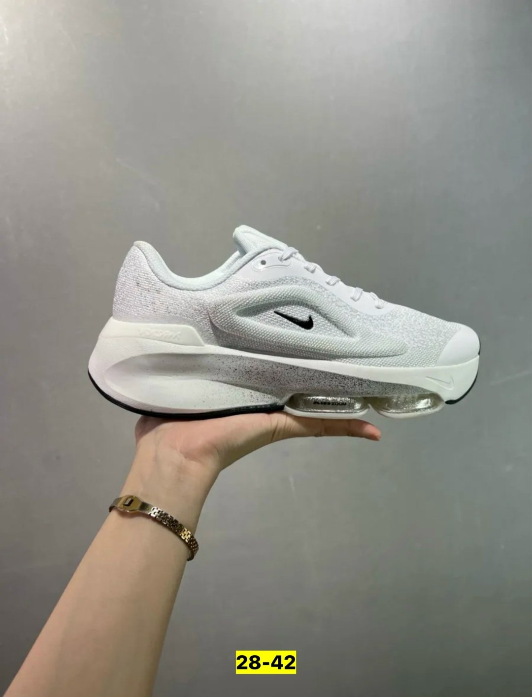 кроссовки,кроссовки женскиe,кроссовки nike,кроссовки взрослые,повседневные кроссовки
