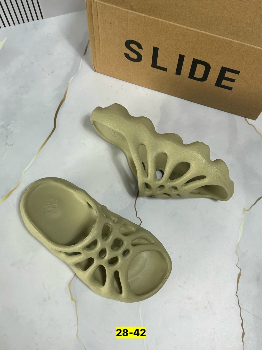 adidas yeezy 450 slide,adidas yeezy 450,adidas yeezy 450 шлепки,,изики летние кроссовки yeezy foam runner